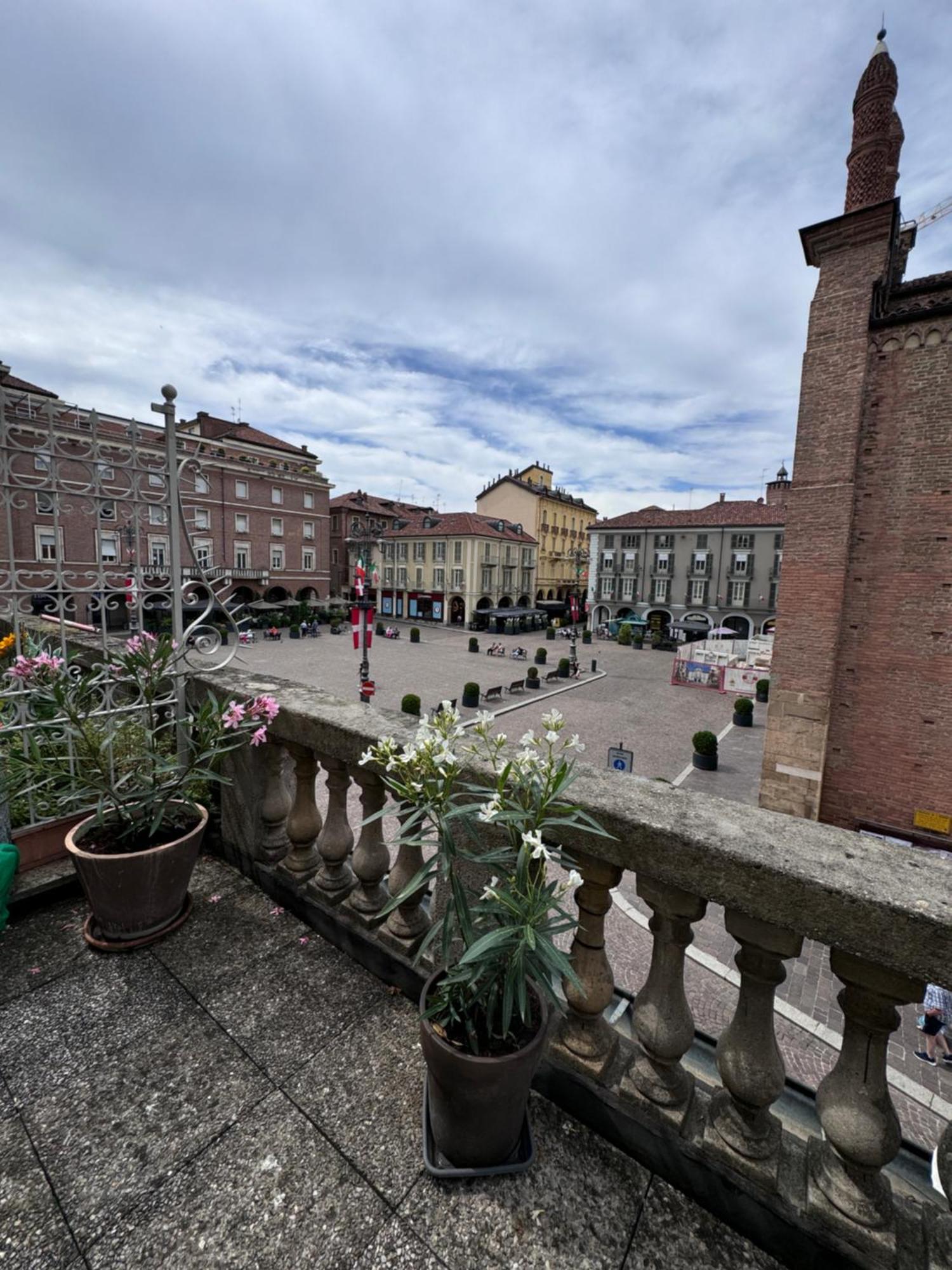 Comecasa San Secondo Terraced Apartment Asti Exterior photo