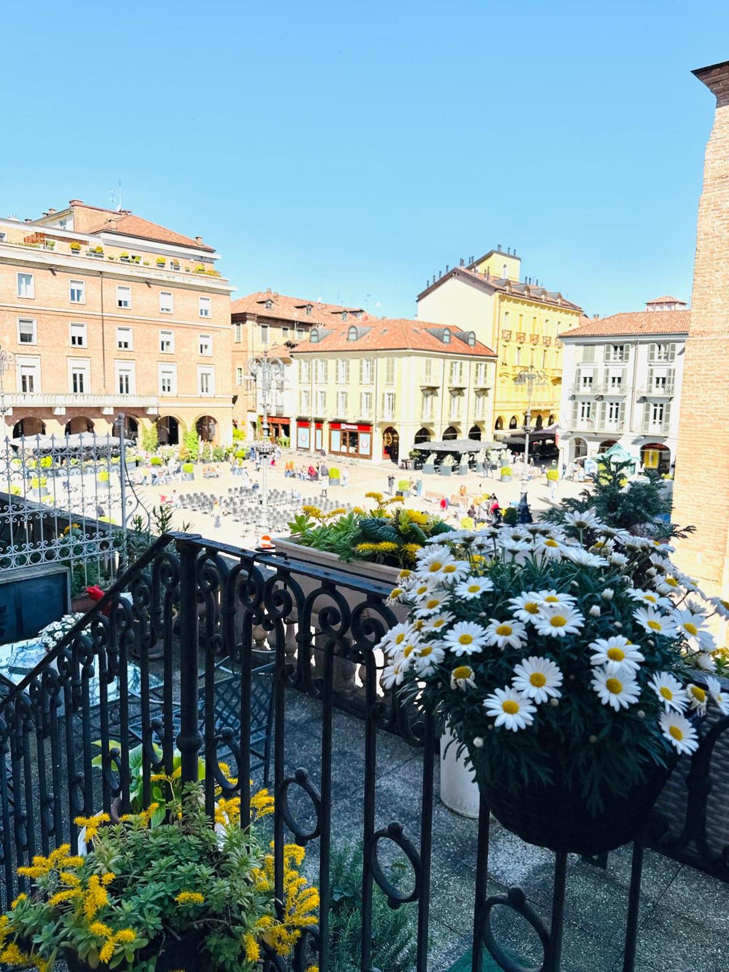 Comecasa San Secondo Terraced Apartment Asti Exterior photo
